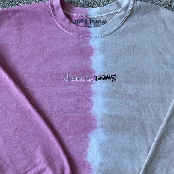Ariana Grande Sweetner / Thank you Next Tour Crewneck - Picture 2 of 8